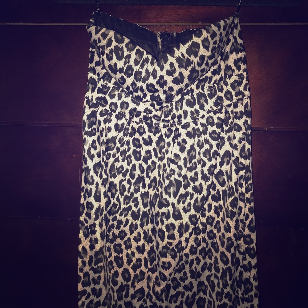 Forever 21 strapless dress size small